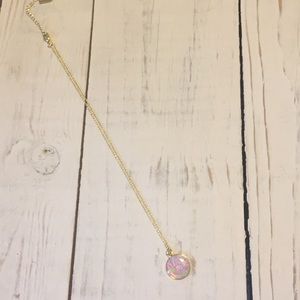 ⭐️ 2 for $15 ⭐️NWOT Lilly Pulitzer necklace